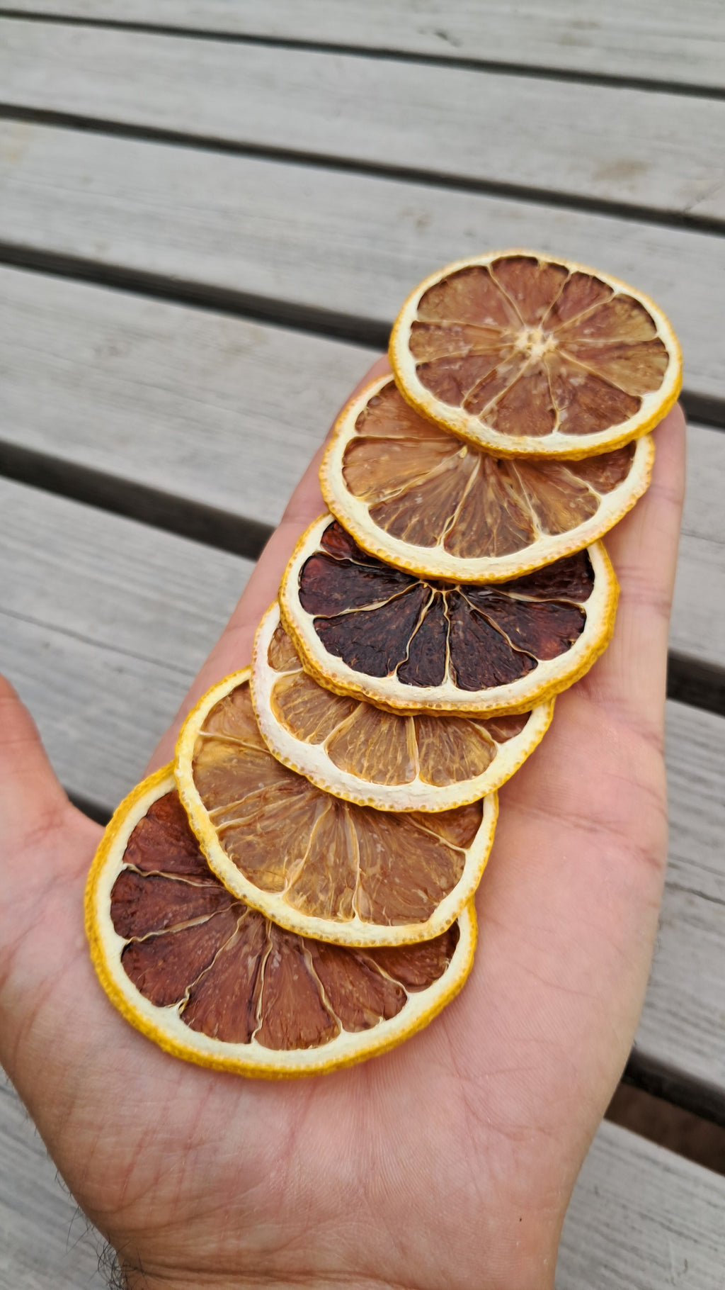 15+Piece Dried Lemon Wheels