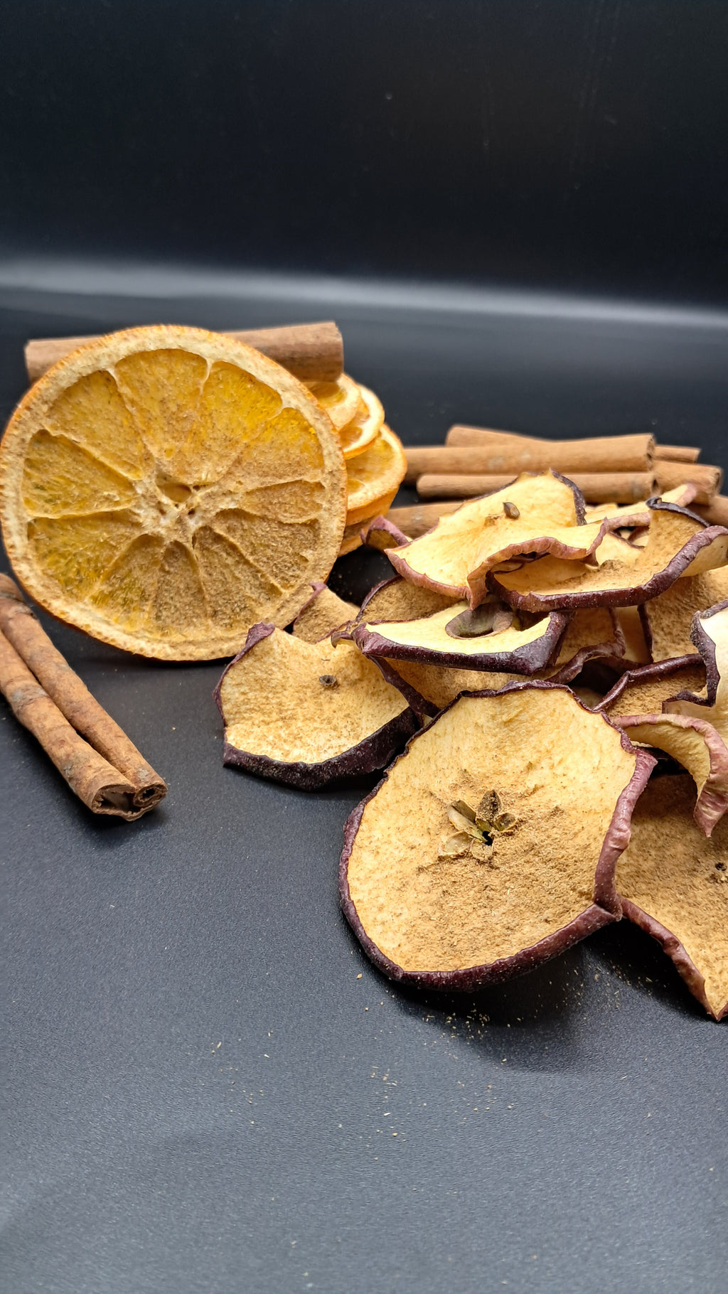 25+ Piece Dried Spiced Apple